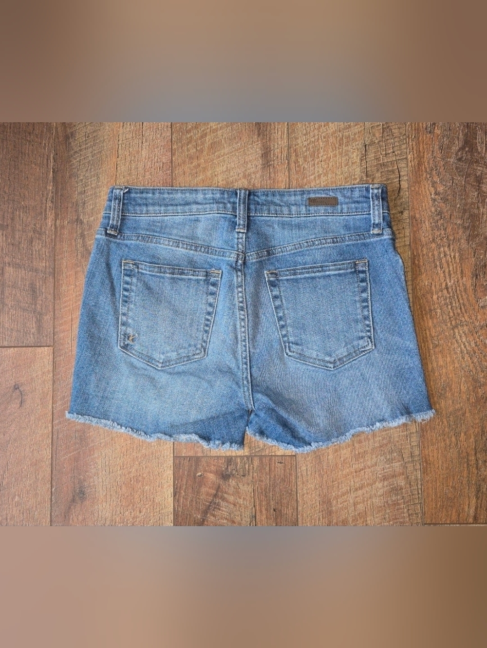 Kut From The Kloth Gidget Frey Denim Shorts Size 2 - Picture 2 of 3